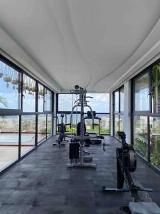 Modern ApartmentJacuzziSaunaPoolGym