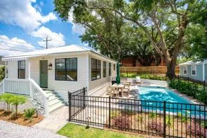 108 the Church St Collection with Pool - Silverhill