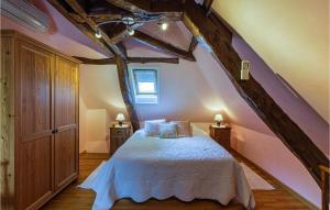 Maisons de vacances 3 Bedroom Gorgeous Home In Creysse : photos des chambres