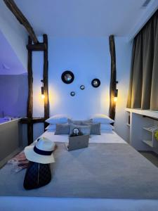 Love hotels Tamarin & Capucin Suite Balneo : photos des chambres