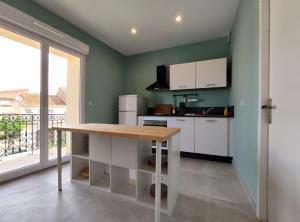 Appartements ColorMix 3 etoiles - 95m2 Plein Centre - Ensoleille Climatise : photos des chambres