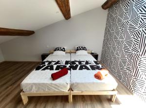 Appartements ColorMix 3 etoiles - 95m2 Plein Centre - Ensoleille Climatise : photos des chambres