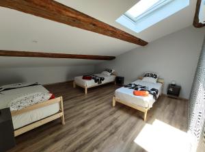 Appartements ColorMix 3 etoiles - 95m2 Plein Centre - Ensoleille Climatise : photos des chambres