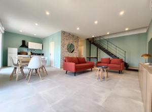 Appartements ColorMix 3 etoiles - 95m2 Plein Centre - Ensoleille Climatise : photos des chambres