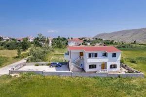 Apartments Anica - Vlašići Island Pag - Smokvica