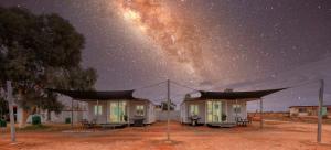 White Cliffs Self Contained Cabin Accommodation