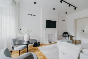 Cosmopolitan Hideaway