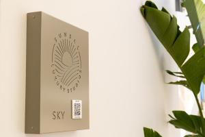 SunSal Luxury Studios - Sky