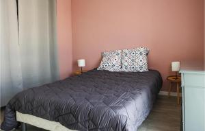 Maisons de vacances Nice Home In Clohars-Carnoet With Wifi : photos des chambres