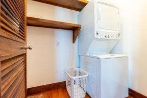 Closer to Heaven and The PoolClub at Mahogany Bay!