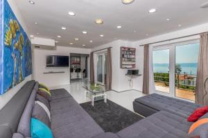 Luxury villa with a swimming pool Crikvenica - 21519