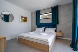 Seaside luxury villa with a swimming pool Sumartin, Brac - 5639