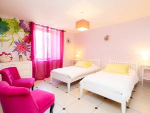 Gîte familial près de Nancy avec grand jardin, spa, salle de jeux, et équipements pêche - FR-1-584-15