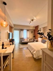 Hotel Vibe in Manhattan Plaza, Araneta City, Cubao