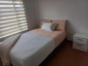 Habitación con cama doble y baño privado, para descansar - Morato