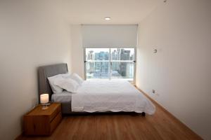 Breathtaking City View Apartment with Balcony XL - PH Quartier Marbella