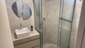 Exclusivo na praia de ponta verde próximo ao Maceió mar hotel - Apto 802