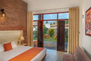 Beverly Suites Mount Lavinia