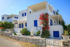 Nicos Studios & Apartments Paros Greece