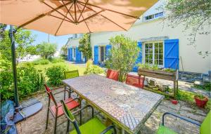 Maisons de vacances Awesome Home In Loire Authion With Heated Swimming Pool, Private Swimming Pool And 5 Bedrooms : photos des chambres