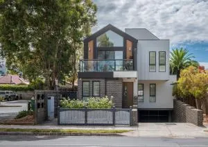 StayCentral - Thornbury Entertainer Townhouse - Melbourne
