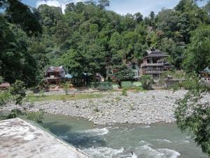 Lawang Inn Restaurant & Jungle Trek