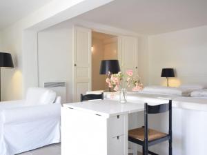 Apartment in Montbrun les Bains near forest