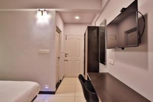 IVY RESIDENCY