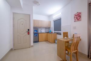 Zuka Hotel & Apartment