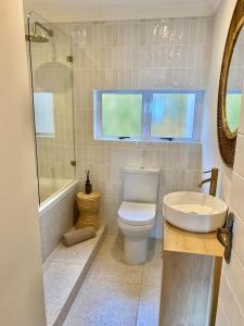 Luxurious 3 Bedroom Apartment with Amazing Views