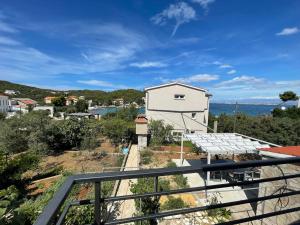 Luxury Home By The Beach