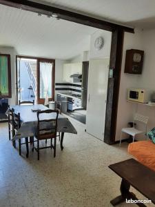 Maisons de vacances Maison de pecheur pres du port de Valras Plage : photos des chambres