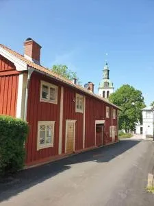 Kyrkstallet 1 Historiskt med bästa läge Gränna - Målskog