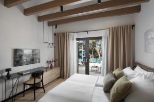 Vale Residence - exclusive & private property by the sea