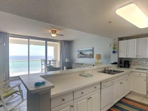Majestic Beach Towers I #913