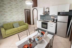 Appartamento 2 camere Centro Napoli ,Porto e stazione