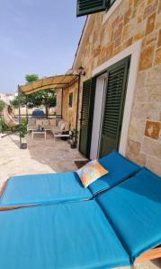 Beach House Calendula