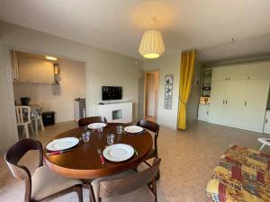 Appartements Studio Cabine avec Balcon et Parking Pres de la Plage - St-Jean-de-Monts - FR-1-224C-284 : photos des chambres