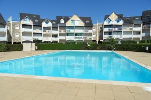 Appartements Ref 117 - Appartement duplex pour cinq personnes vue port Crouesty avec piscine : photos des chambres