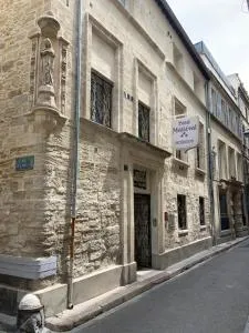 Hôtel Le Médiéval Palais des Papes - 阿维尼翁新城