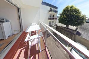 Appartements REF 119 LARMOR-PLAGE Appartement studio moderne : photos des chambres