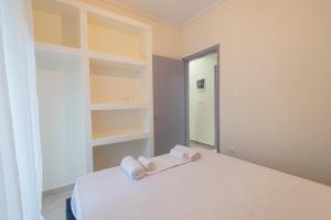 Happy Ellen Seafront Apartments by Travel Pro Services - Nea Plagia Halkidiki