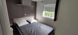 Complexes hoteliers Grand Mobil home 10 places avec 4 chambres SIBLU proche Ocean : photos des chambres