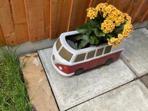 Studio - Sleeps 2 - Pet friendly - Parking