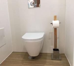 Great sea view apartment, near the beach, with AC and pools