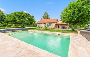 Maisons de vacances Amazing Home In Souillac With Outdoor Swimming Pool, Wifi And 3 Bedrooms : photos des chambres