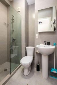 Cozy Berbuki Apartment