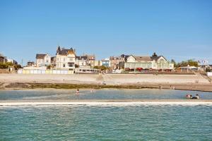 Sejours chez l'habitant A Saint-Pair-sur-Mer - Chambre d'Hote - Double Perspective- Manche : photos des chambres