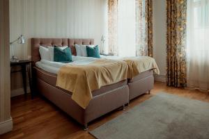Superior Twin Room room in Sunlight Hotel Conference & Spa