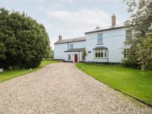 The Farmhouse - Swafield